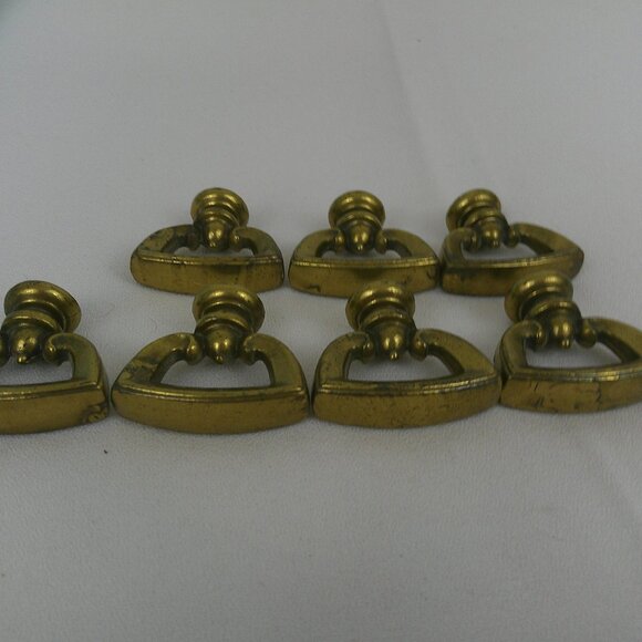 1994 Brass Tone Furniture Mock Key Cabinet Pulls - set of 7 - Picture 6 of 8